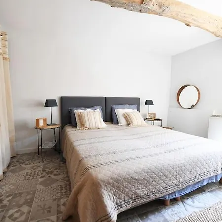 Maison Spacieuse Et Confortable Avec Patio Holiday home *