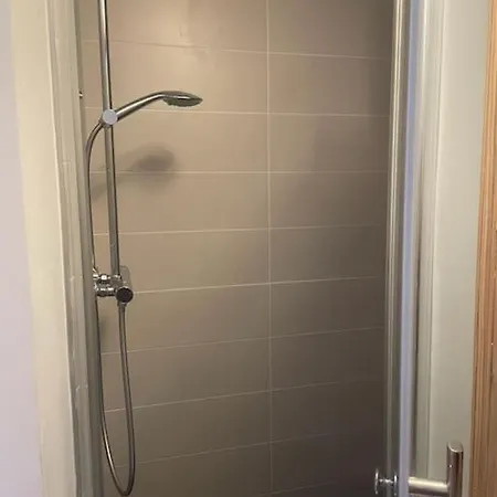 Maison Spacieuse Et Confortable Avec Patio Casa vacanze *