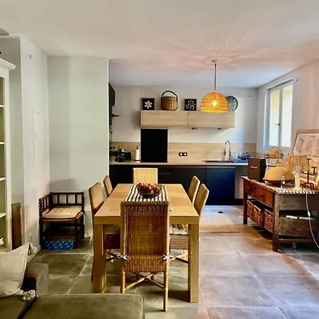 Maison Spacieuse Et Confortable Avec Patio Holiday home