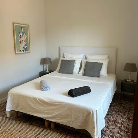 Maison Spacieuse Et Confortable Avec Patio *