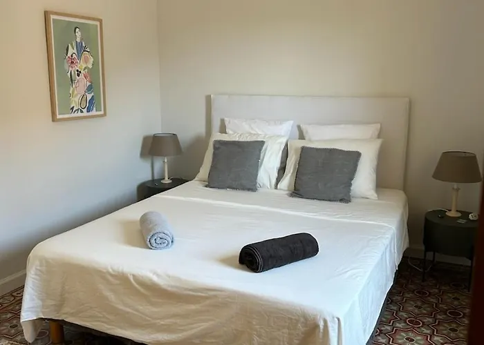 Maison Spacieuse Et Confortable Avec Patio *