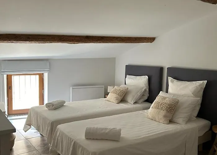 Maison Spacieuse Et Confortable Avec Patio